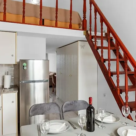 Apartment Haraki By Night
